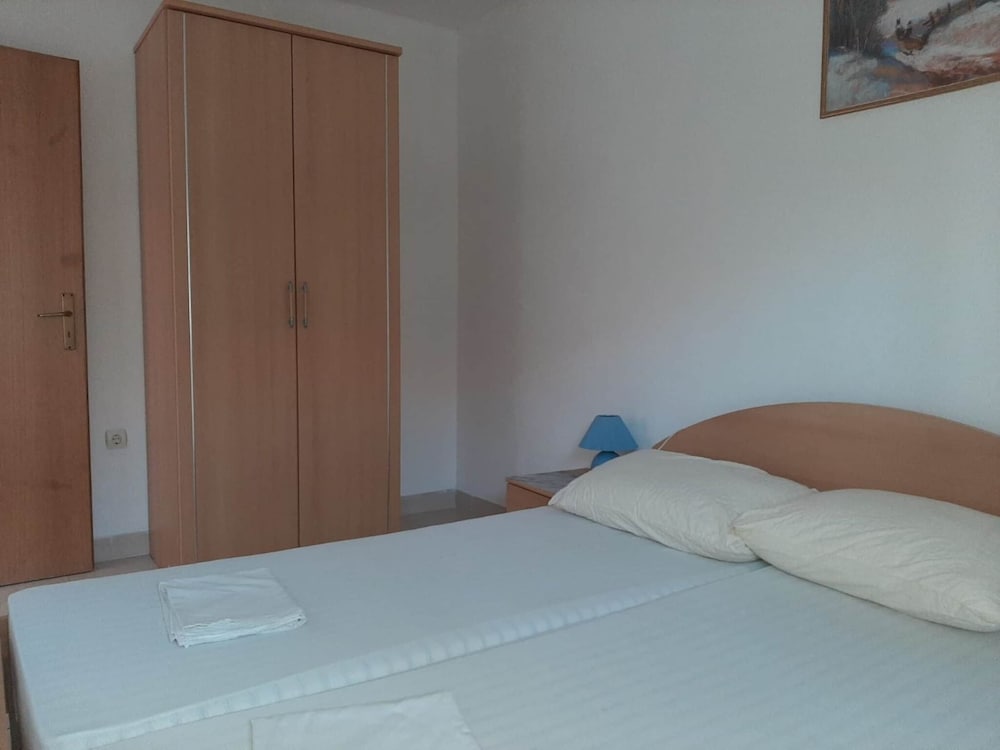 Sea View Holiday Home in Okrug Gornji near Trogir view 3