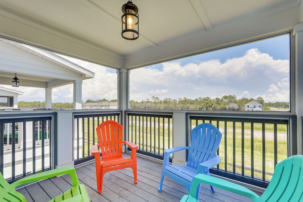2 Mi to Ocean: Townhome w/ Pool & Dog Park in Pcb!