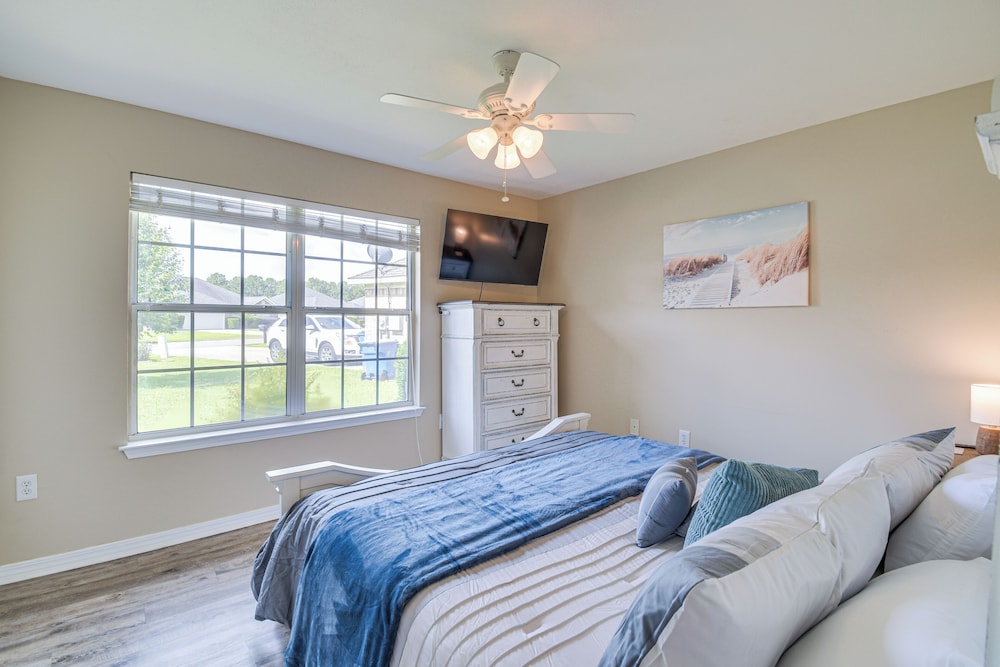 5 Mi to Gulf Beaches: Coastal Alabama Home