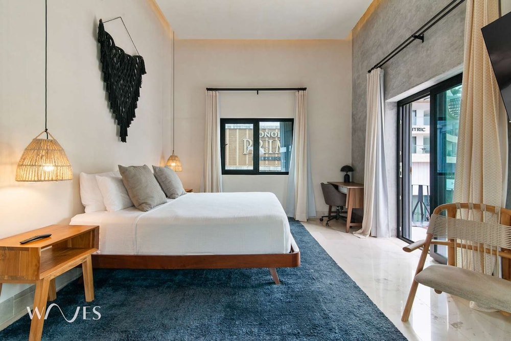 Prime 5th Ave Stay - 4BR With King Beds City Views