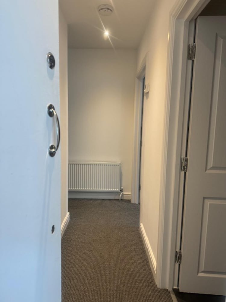 Lewisham Apartment Escape