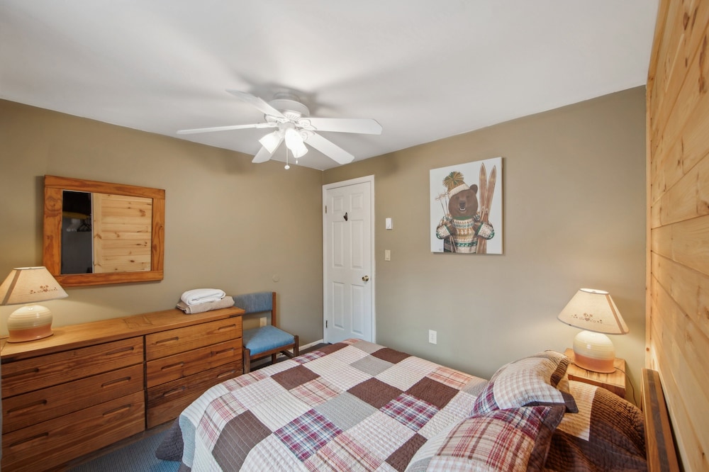 Cloud 50g - The Ultimate Adirondack Experience 3 Bedroom Townhouse by The Summit at Gore Mountain