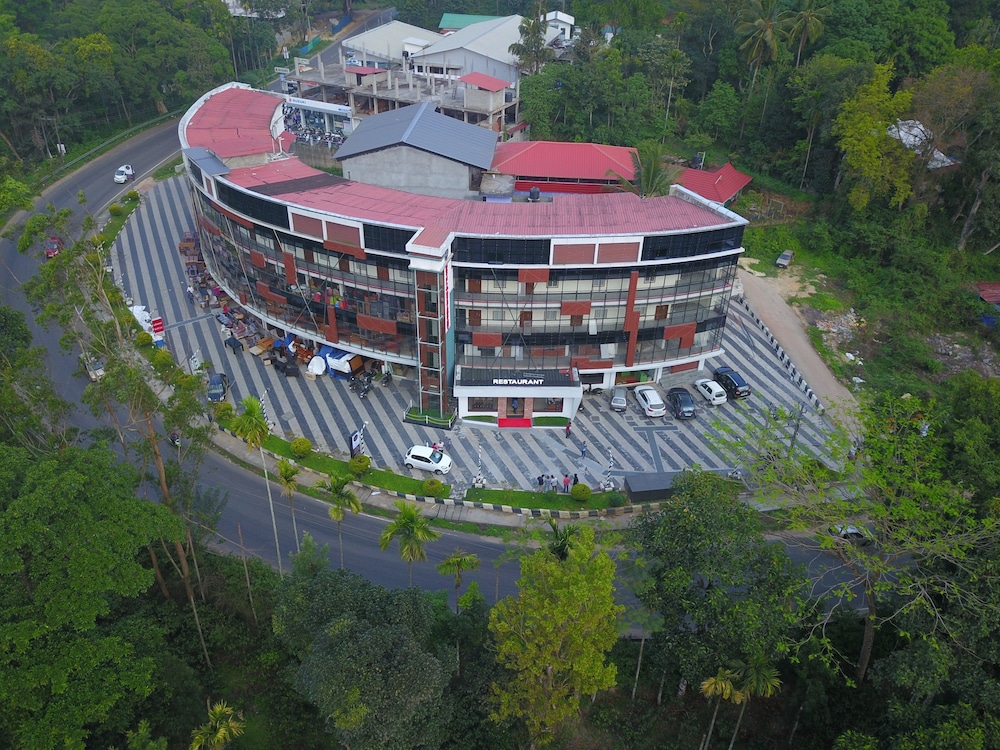 Wayanad Royal Crown