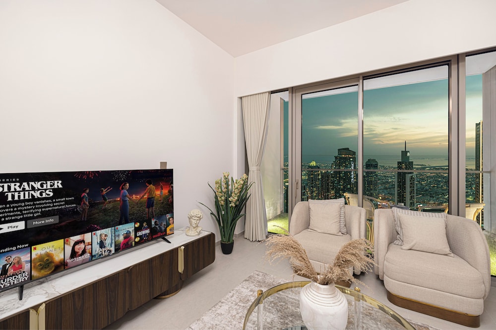 Grande Suites by Hostiva - Sea View