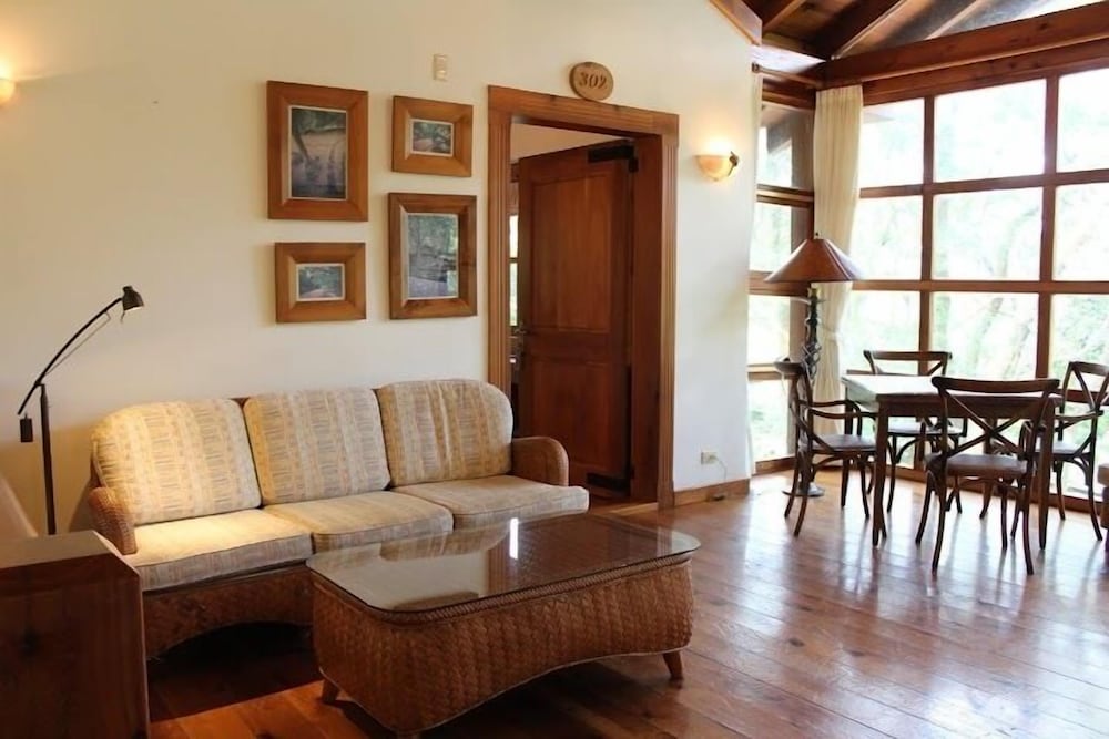 Tung Lodge - Miaoli Branch view 4