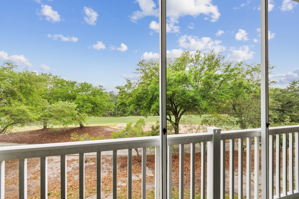 Havens On The Nine 2 Bedroom Condo
