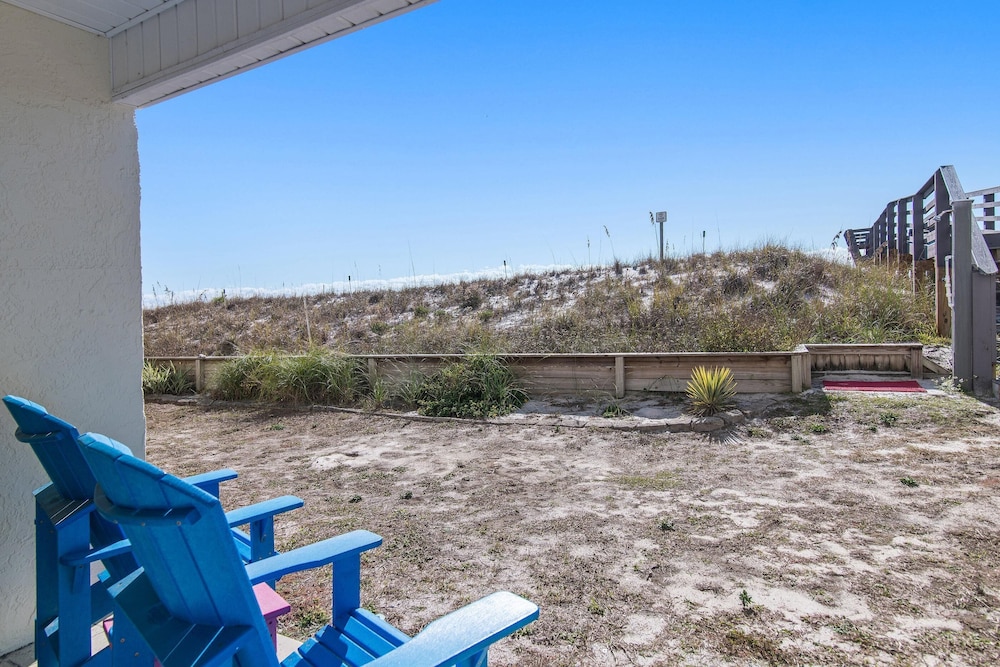 Island Sands 105