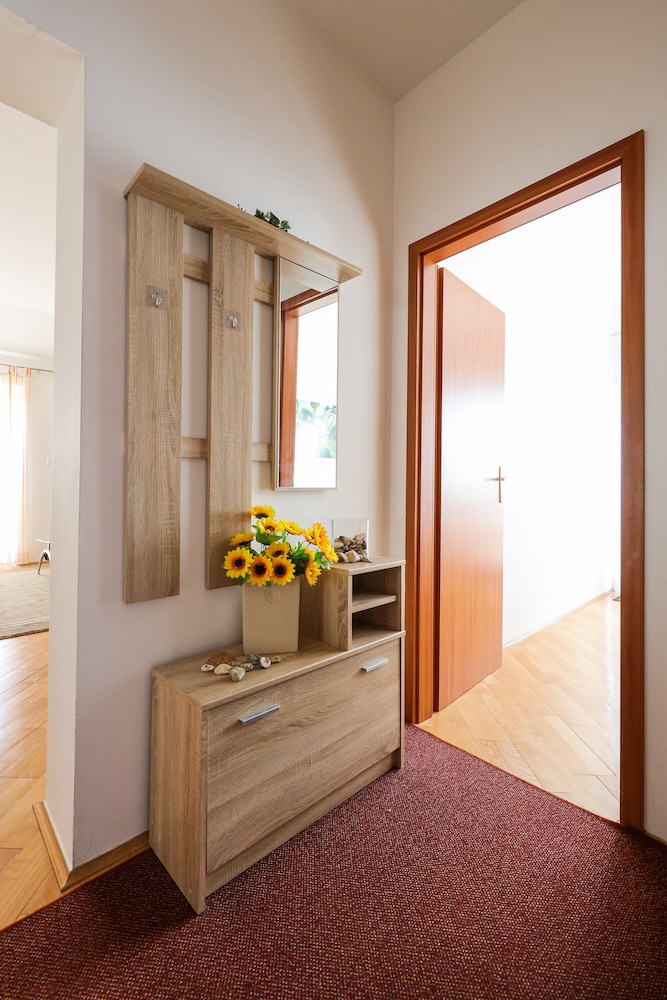 Luton Apartments, Zadar - Kozino, Heated Pool & Hot Tub
