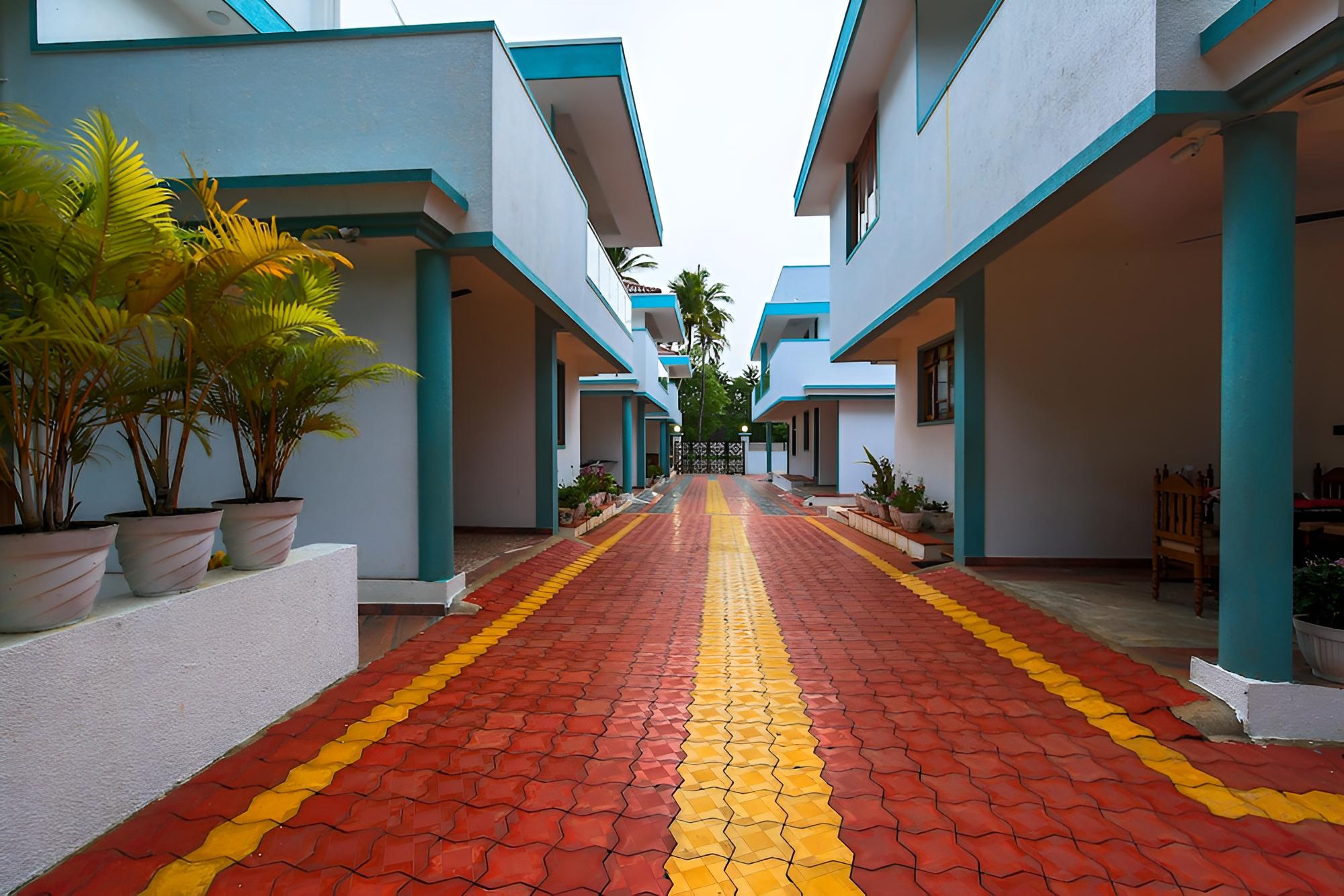 Meera Motels & Residency