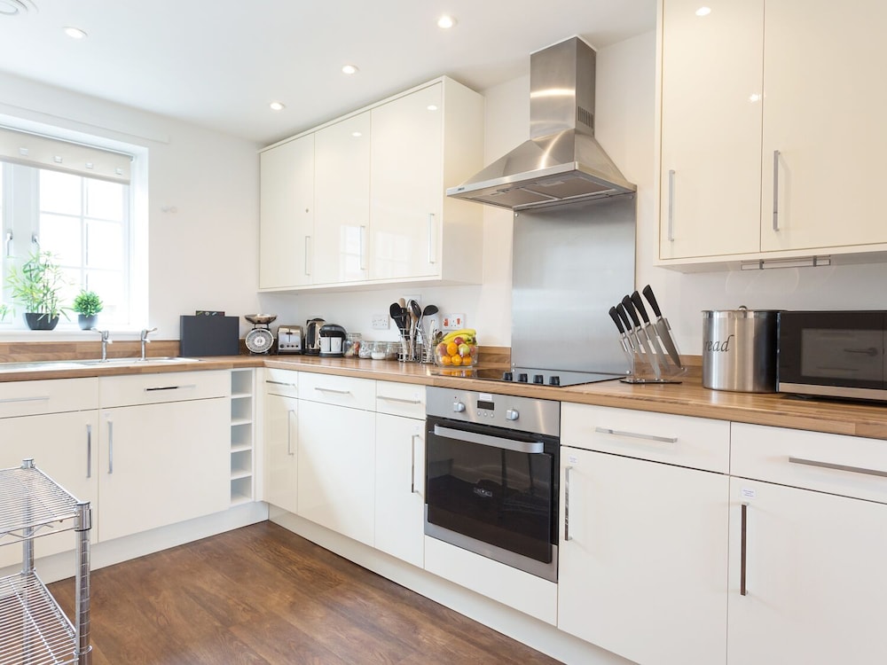 Tus Nua Cottage