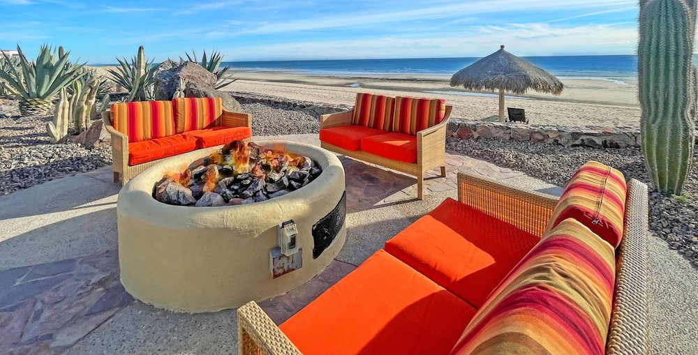 Tranquil Tides Oceanfront Family Oasis