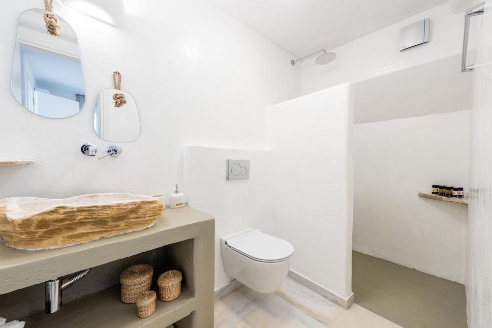 Vathi Bleu Private Villas