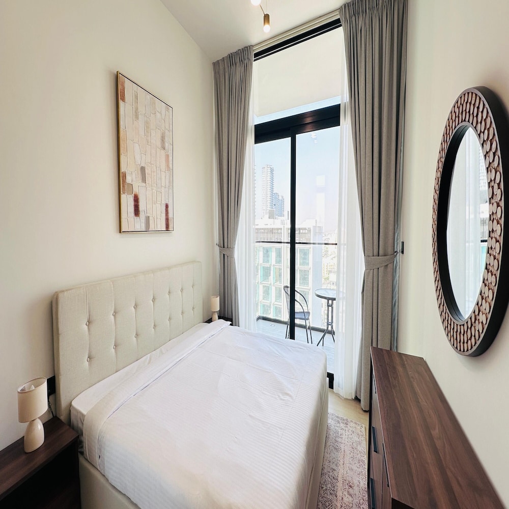 OYO HOME 1479 Premium 1-bed Apartment