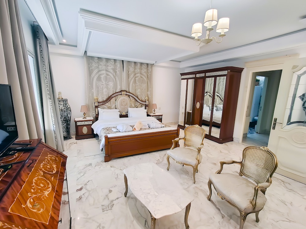 L'Orchidée - Luxury Suites