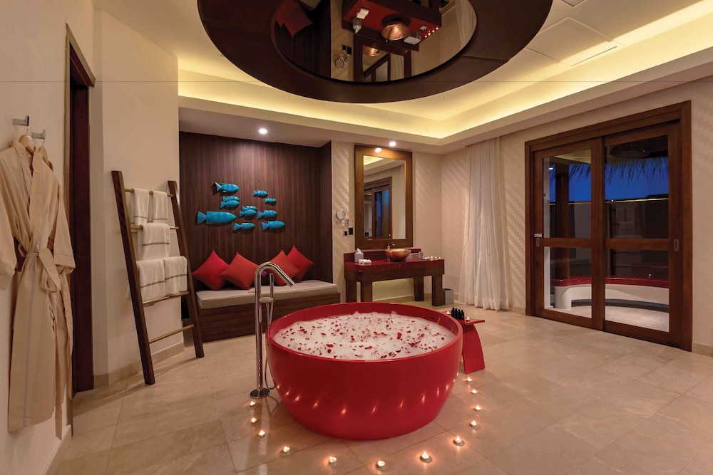 OBLU SELECT Sangeli - Premium All Inclusive with Free Transfers