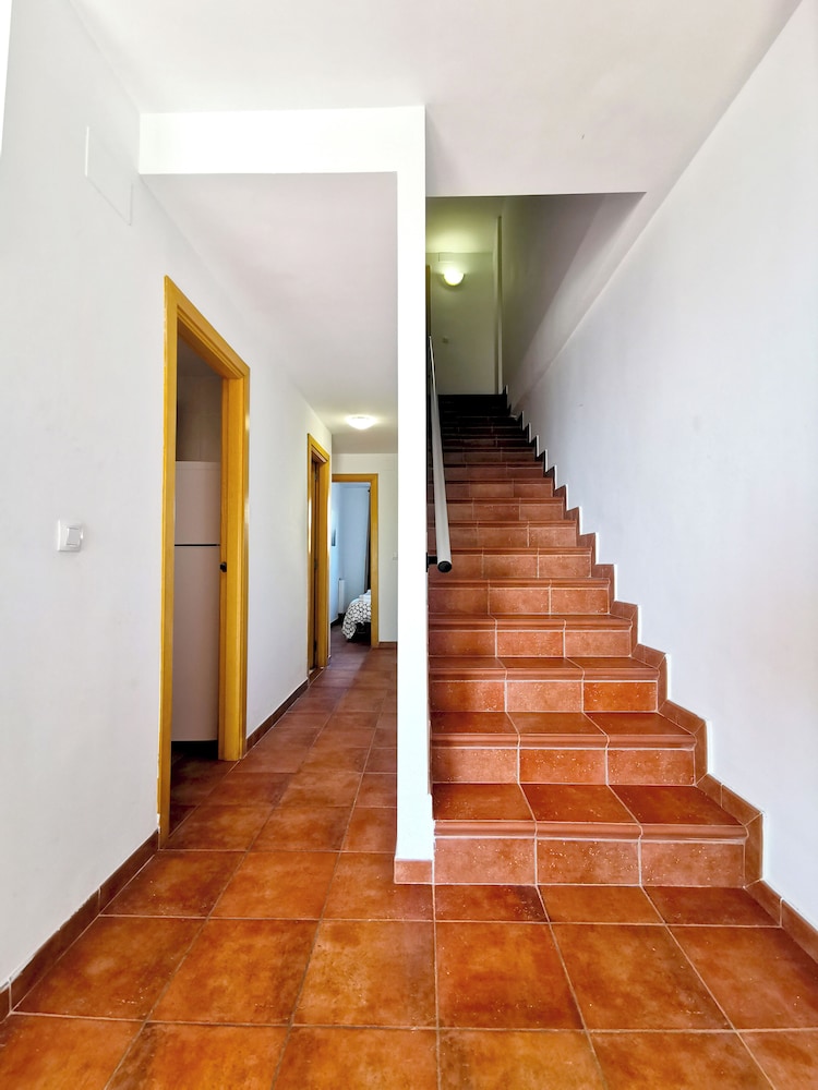 Apartamentos LA PARRETA PRIMERA LÍNEA