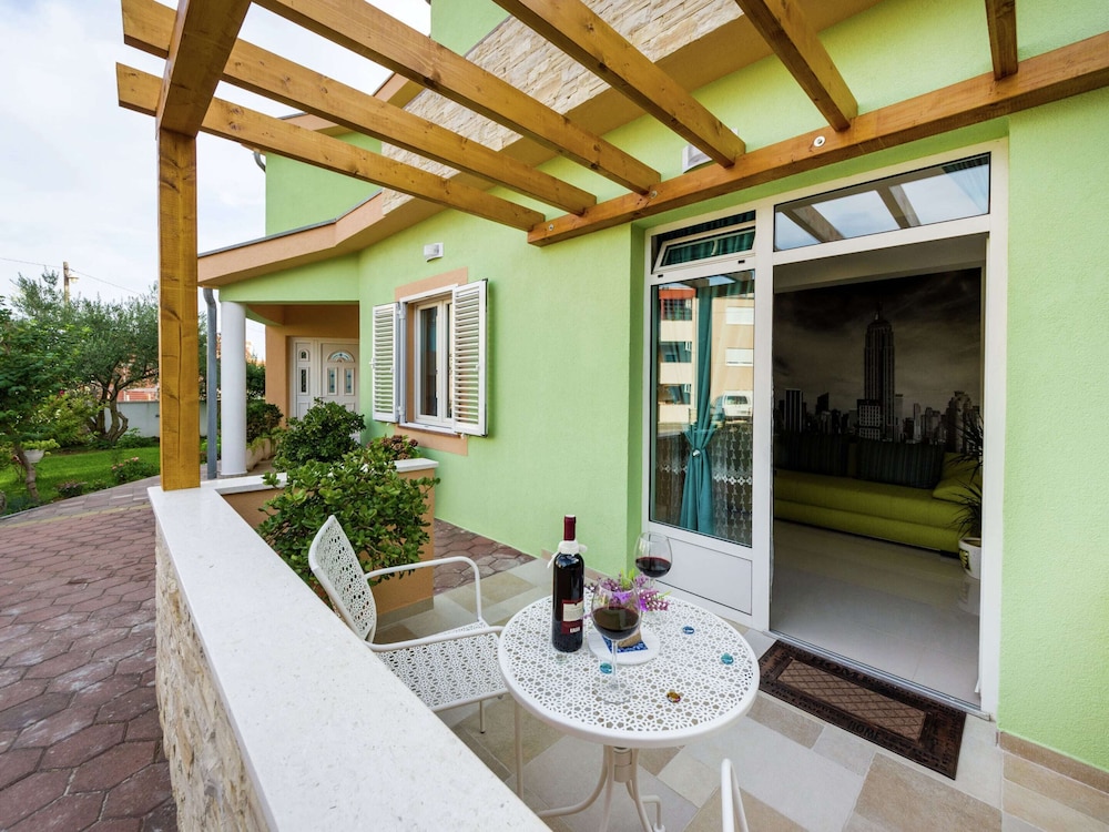 Luxury Apartment in Zadar With Covered Terrace view 4