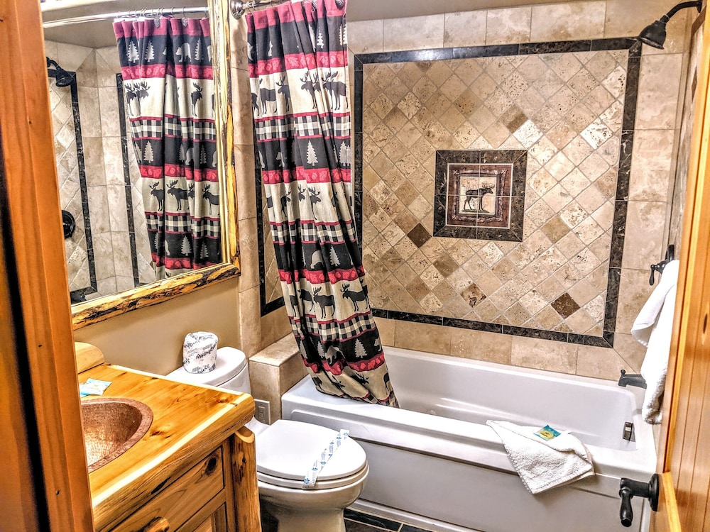 Snow Summit Townhouse Rentals & Sales