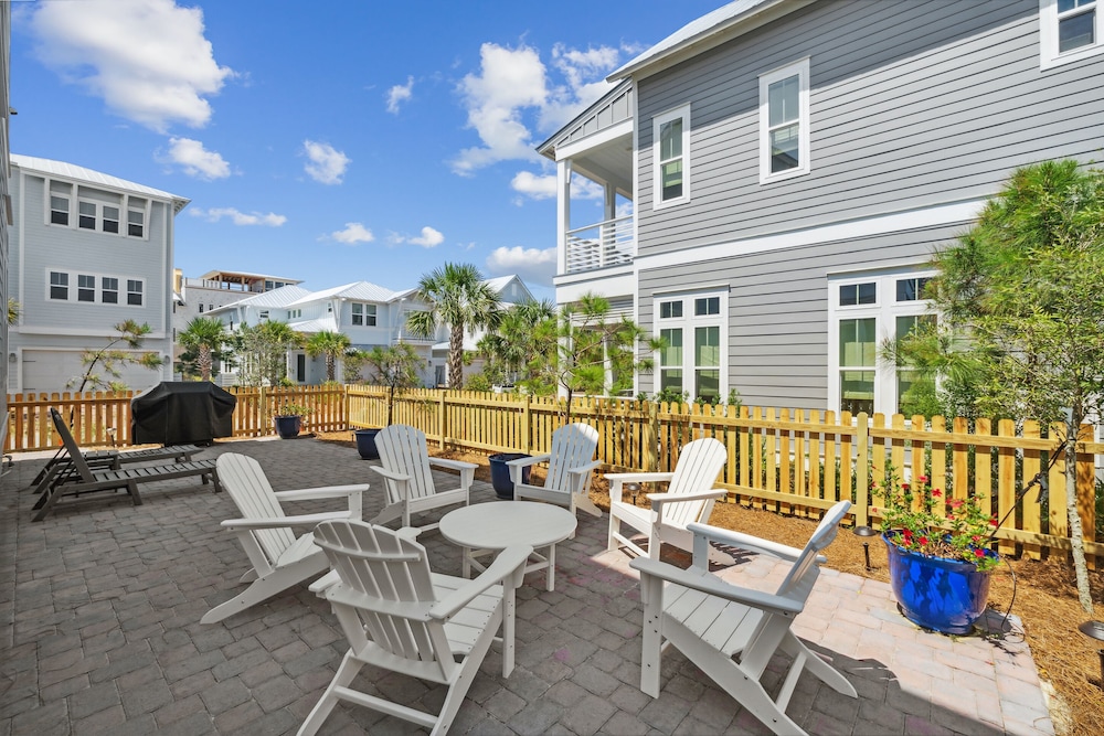 Prominence on 30A by Panhandle Getaways