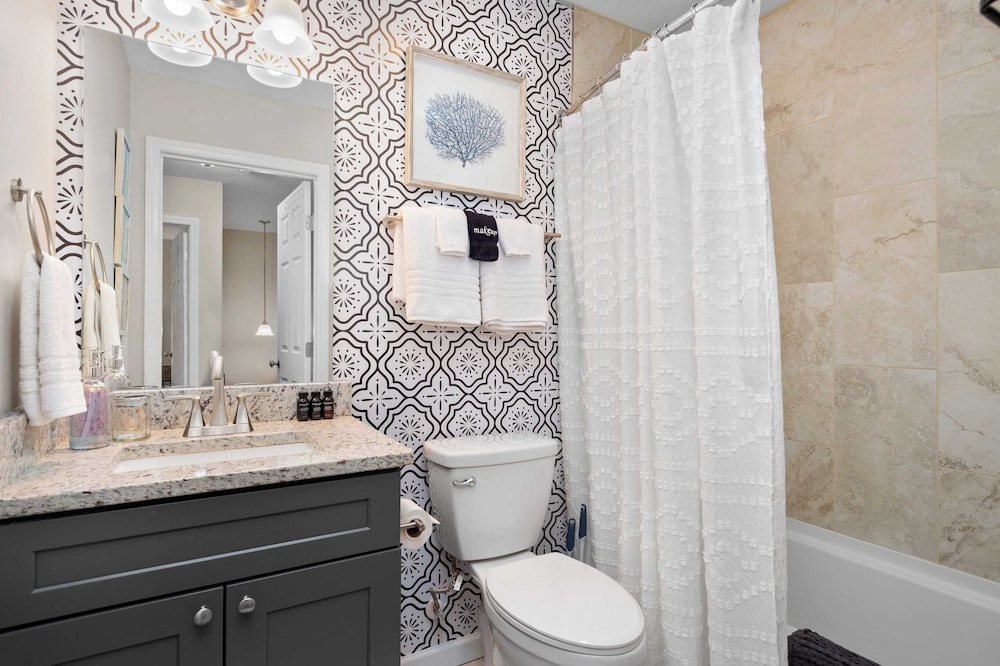 Dogwood & Sweetgum Buyout by Avantstay 2 Home Buyout! Sleeps 16!