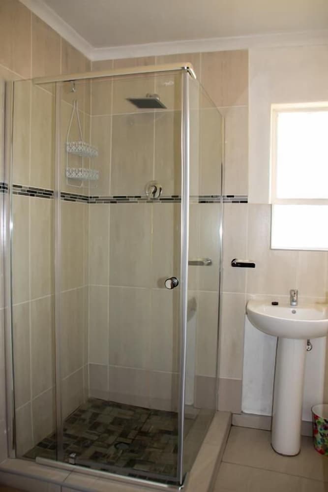 Old Hoek Guest House