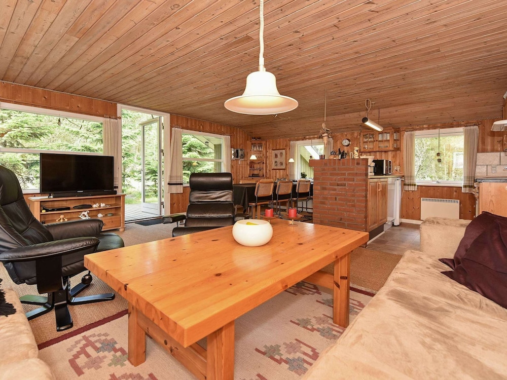 Gorgeous Holiday Home in Nørre Nebel with Hot Tub view 5