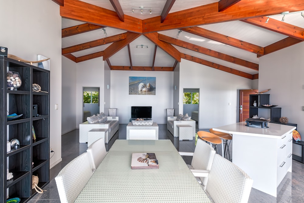 Ocean Spray Villas