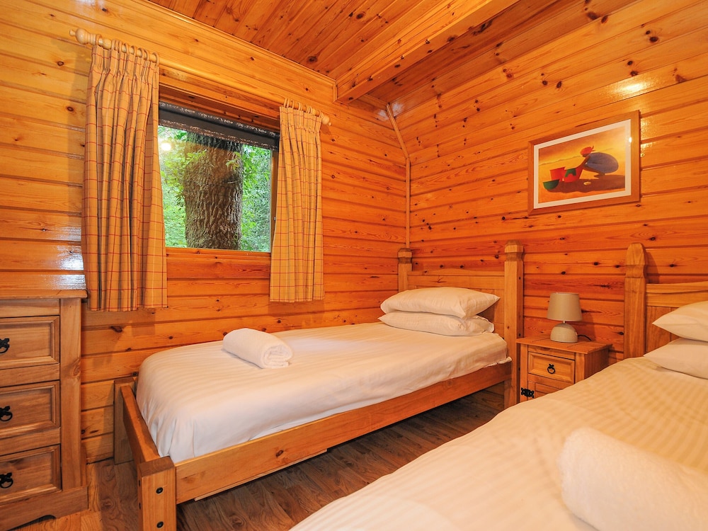 Lodge 32 - Cowslip