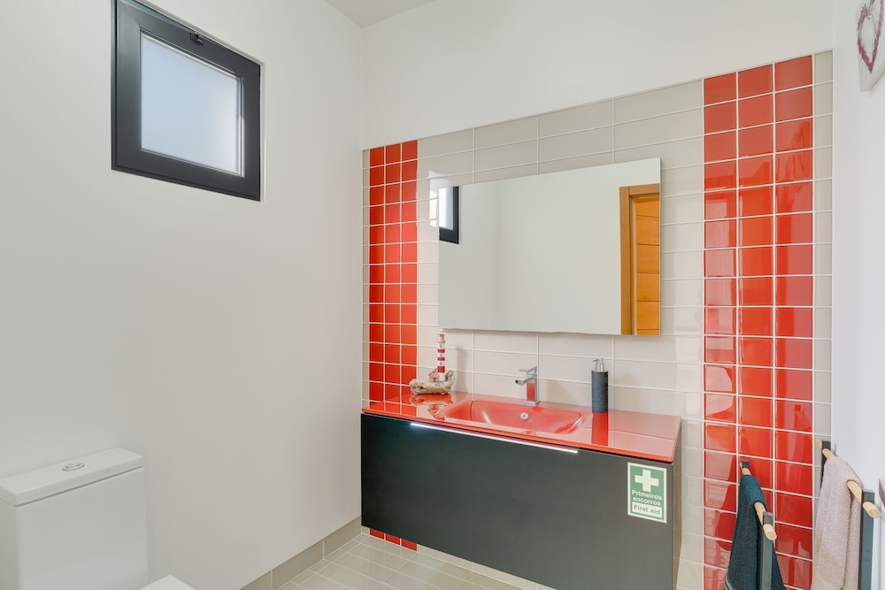 Countryside Charm en Camara de Lobos — bathroom