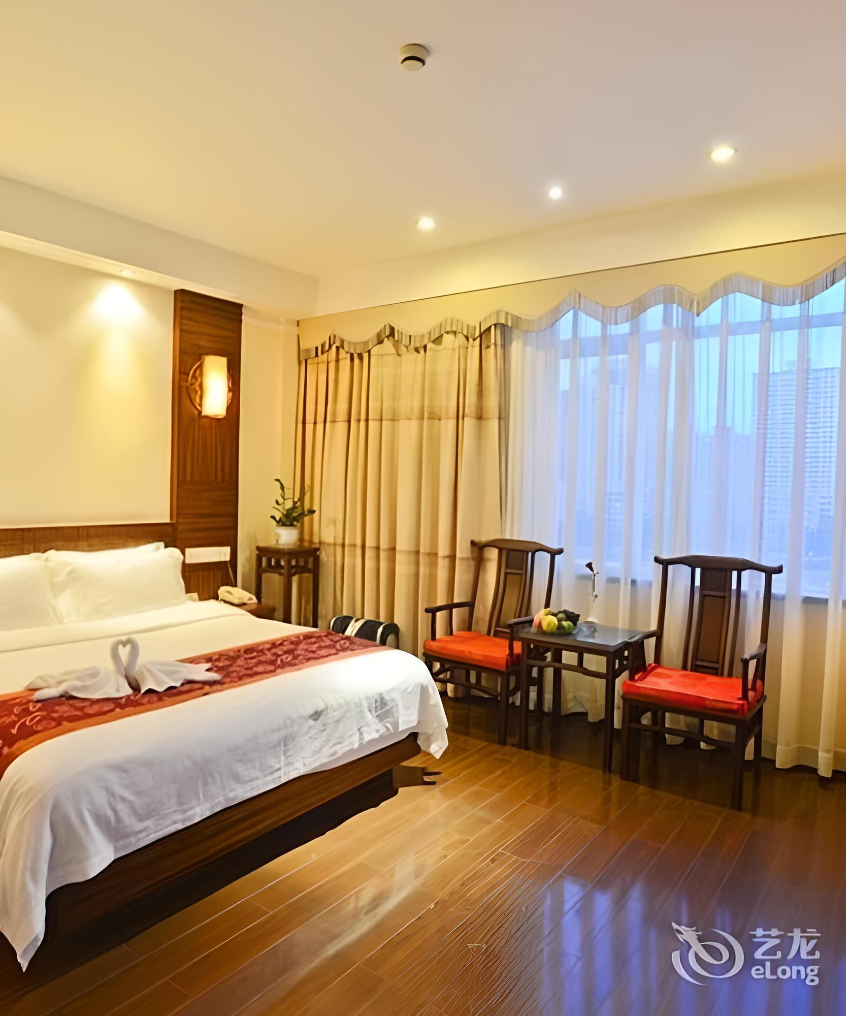 Golden Lotus Herton Seaview Hotel - Haikou