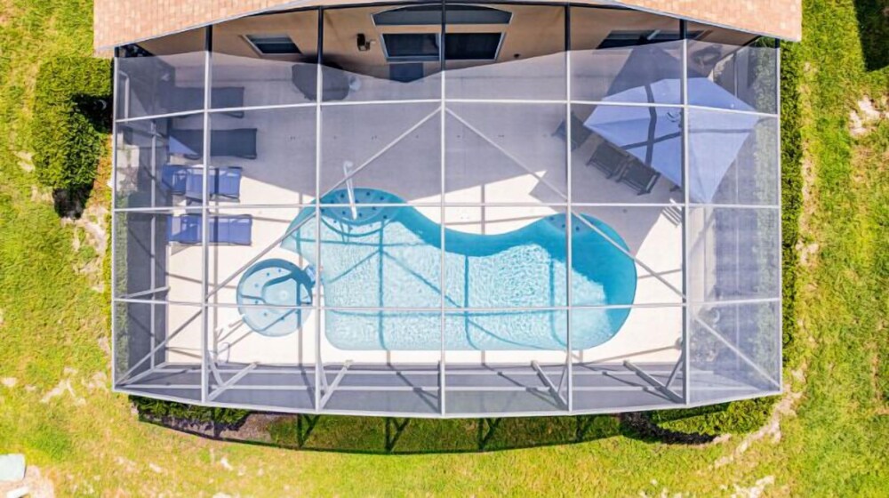 South Facing Pool & Spa - Emerald Island Gated Resort