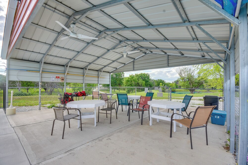 Pool & Fishing Access: Apt Near Mark Twain Lake