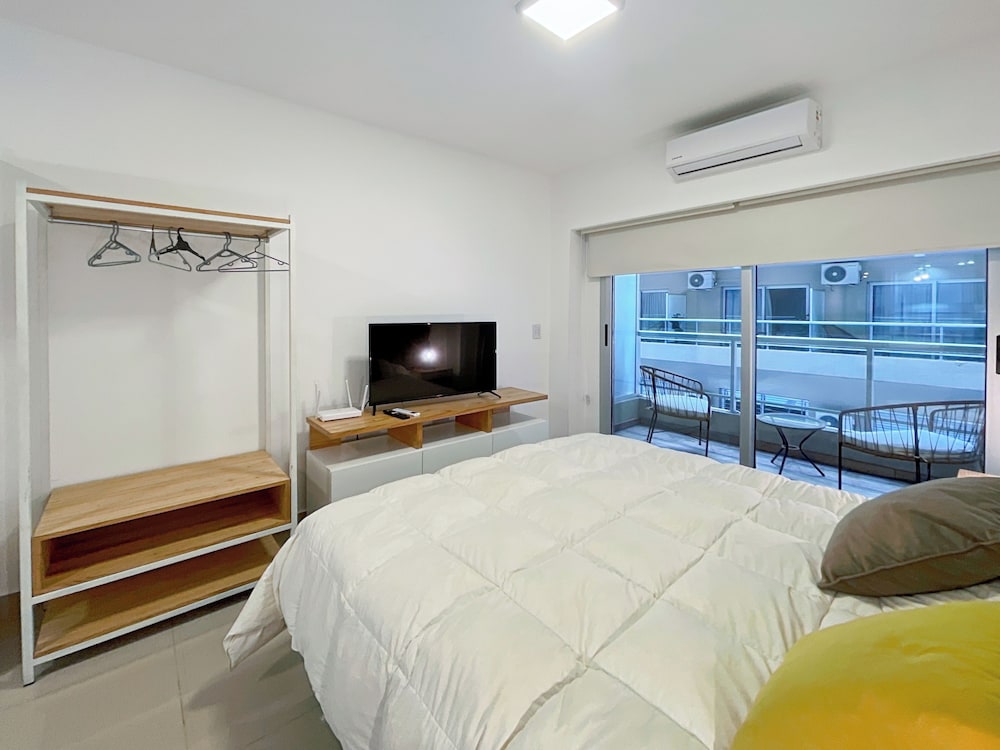 Ayres Suites Moreno