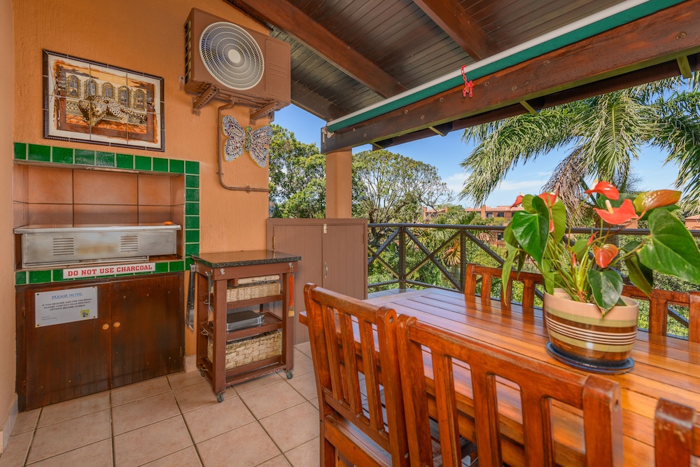 San Lameer Villa Rentals  Four Bedroom Superior 1930
