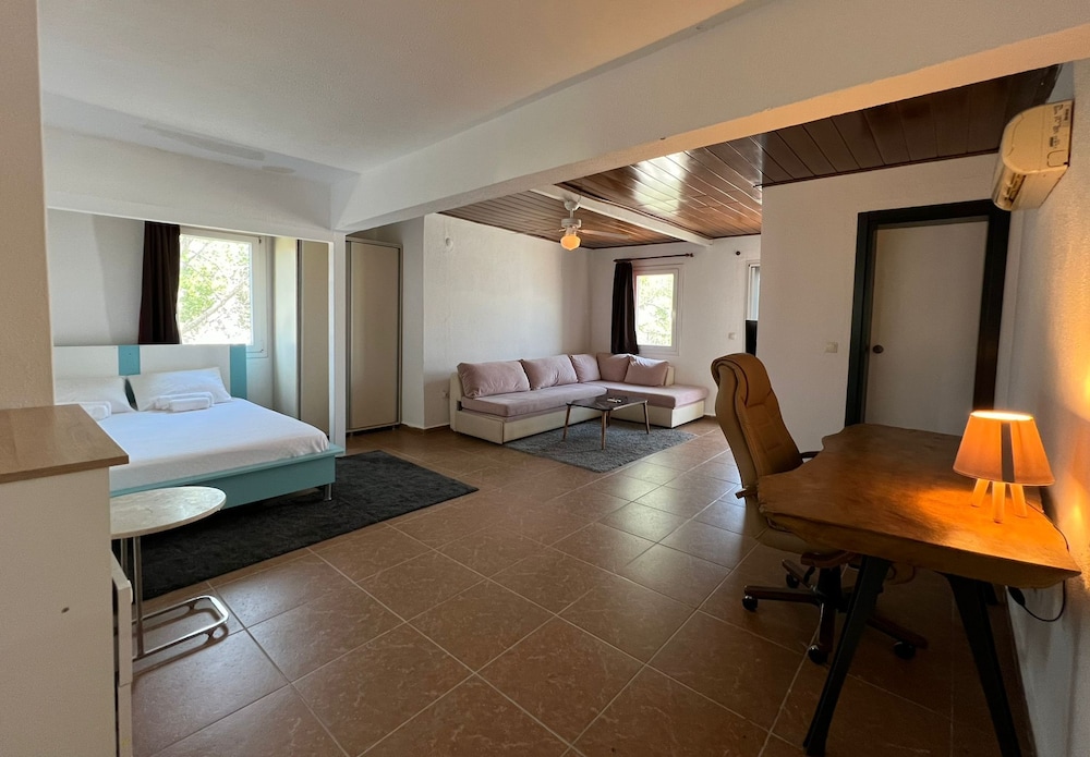 Esmana Otel - Image 21