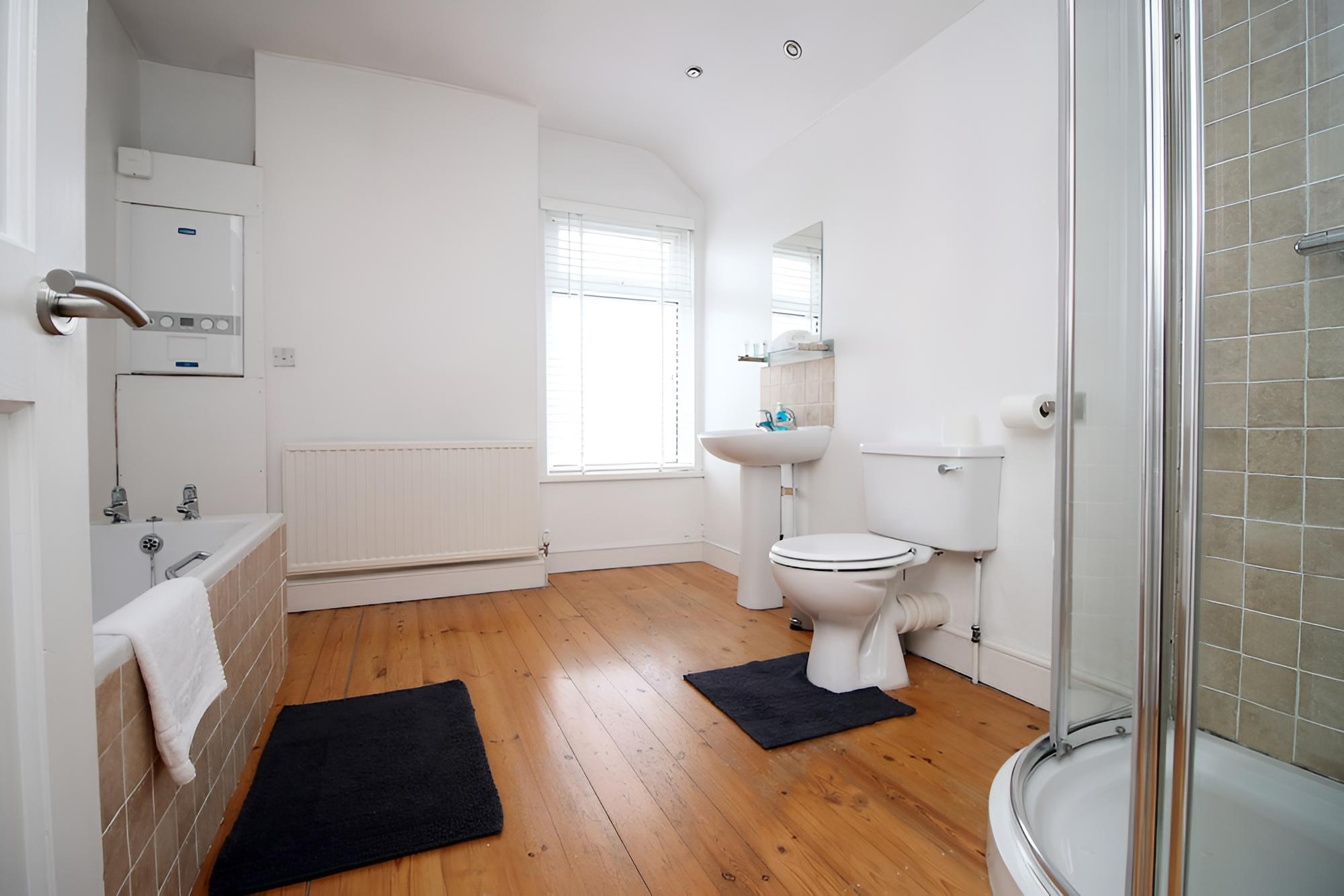 Cardiff Vacations - Mawr Terrace by Ty SA -NEW sleeps 8 - Property Image 13