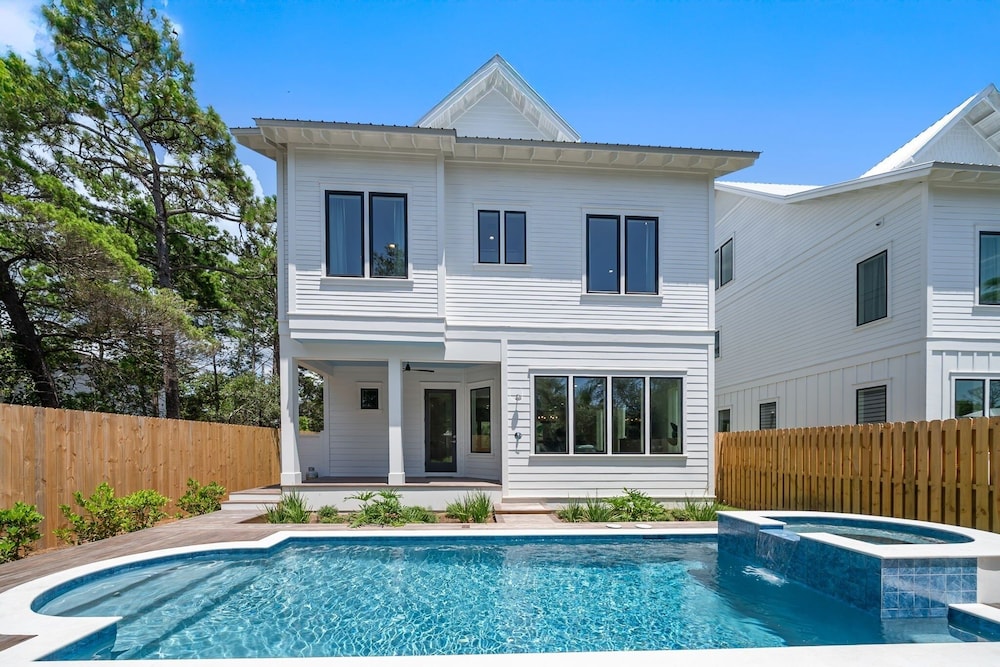 Sand Wand 5 Bedroom Home