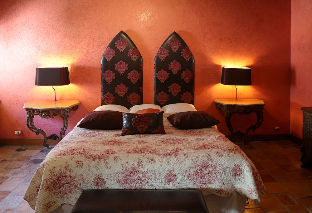 Chateau Monastere de la Corroirie