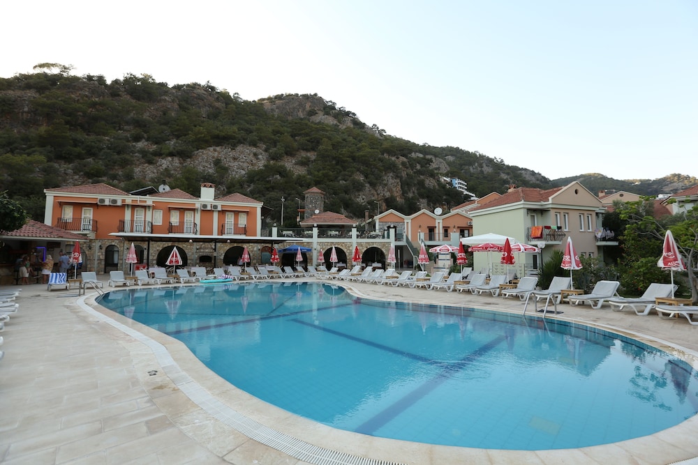 The Tower Hotel - Image 6