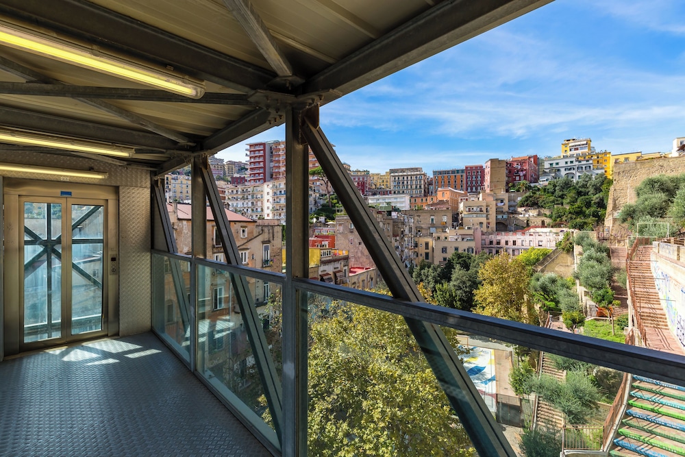 Montesanto Apartment by Wonderful ltaly