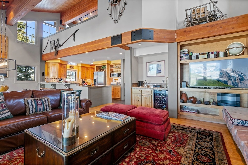 Stag Lodge at Deer Valley Resort - Three Bedroom Residence with Loft and Spa #14 3 Condo