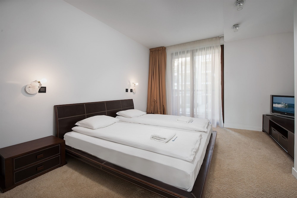 Apartinfo Szafarnia Apartments view 2
