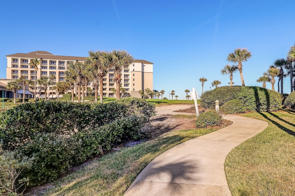 21 Ocean Place 3 Bedroom Condo