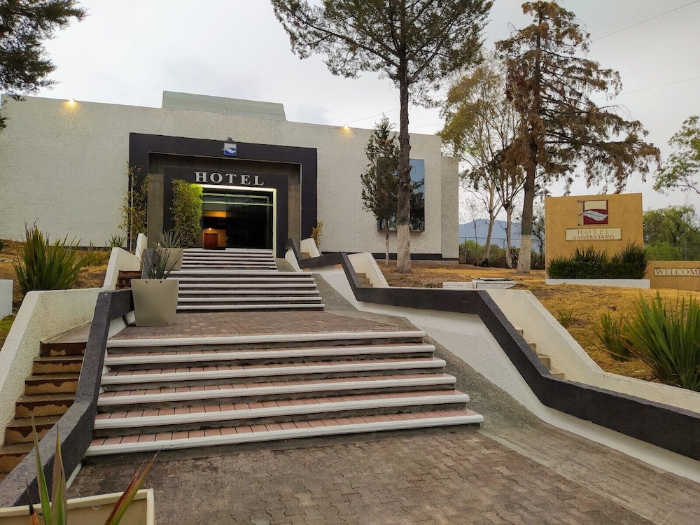 Pachuca Vacations - Hotel Universitario UAEH - Property Image 1