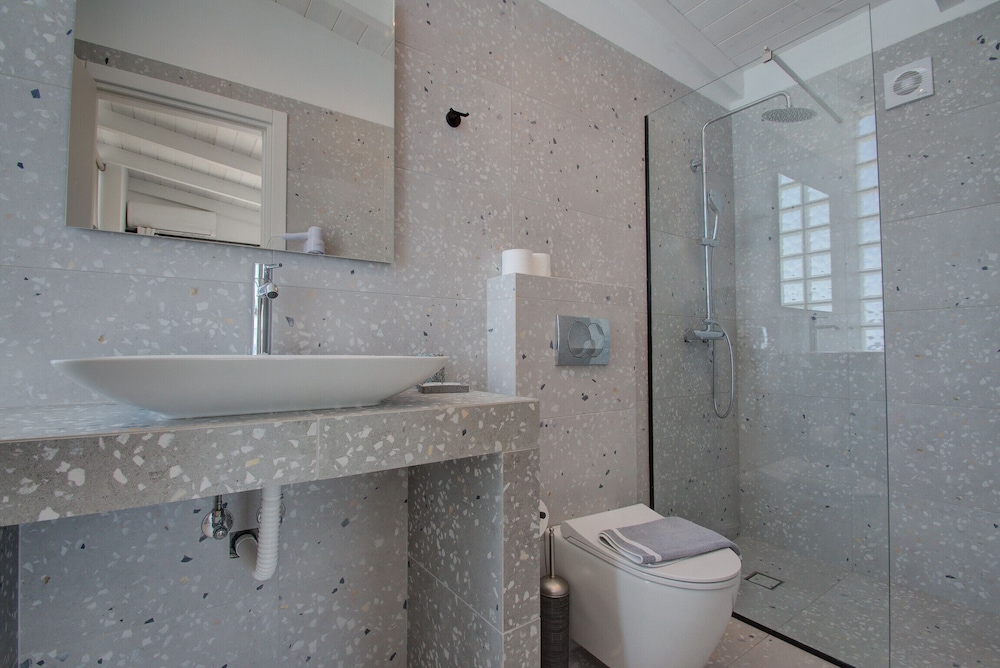 Pyrgos Exclusive Villas