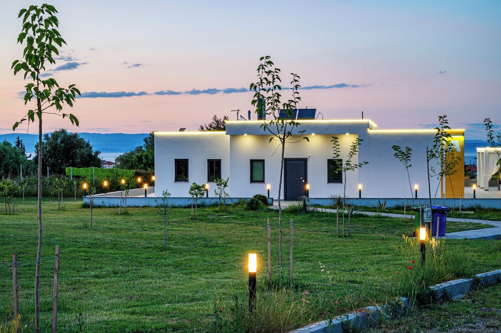 Continent Villas - Villa VIP