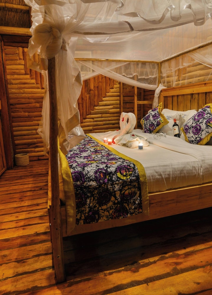 Keije Resort Bunyonyi
