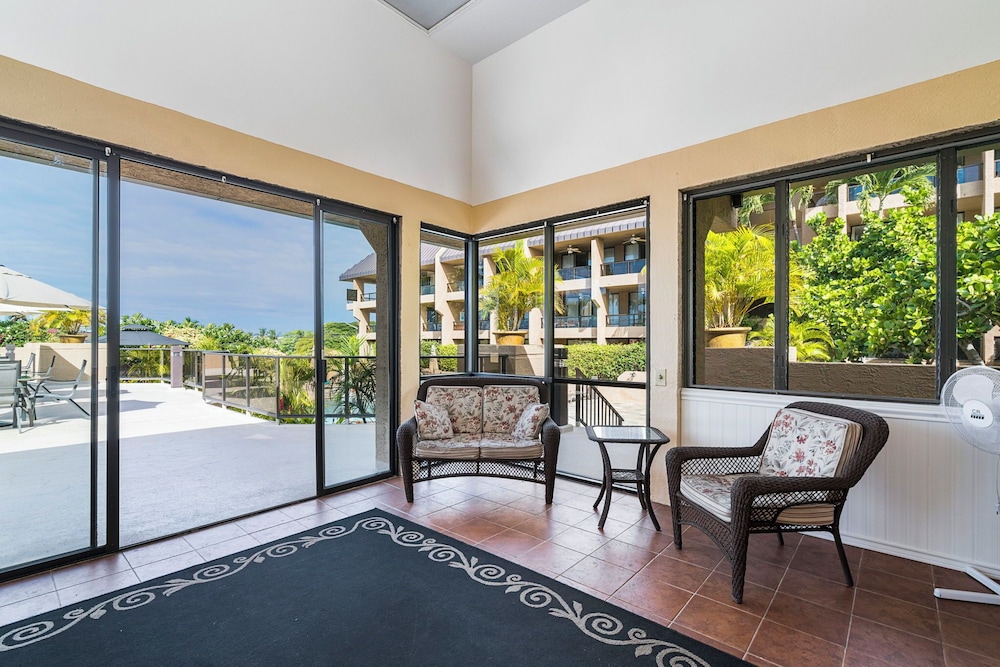 Walk to Kona Town - Ocean View - Vrkcv
