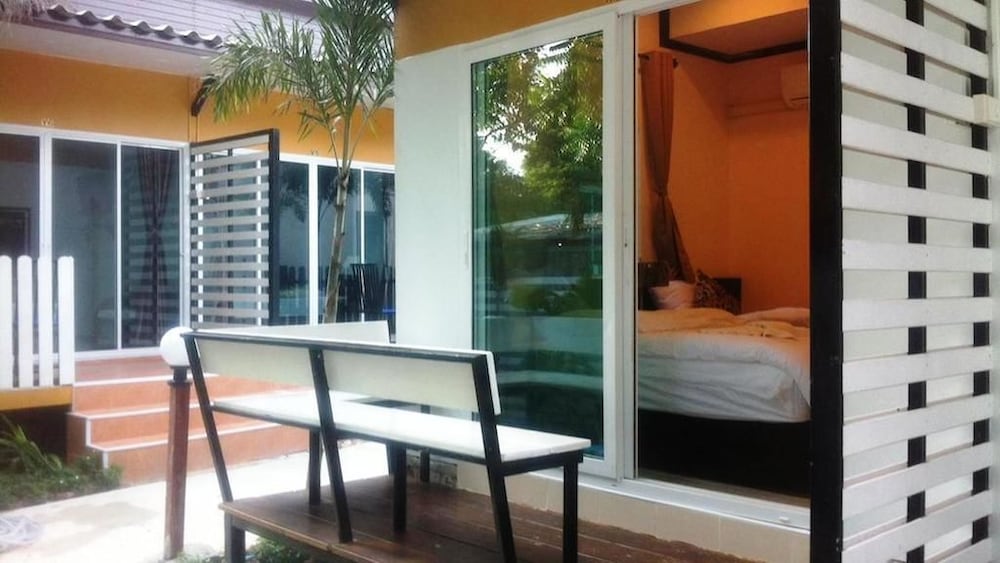 NT House Koh Lipe Resort