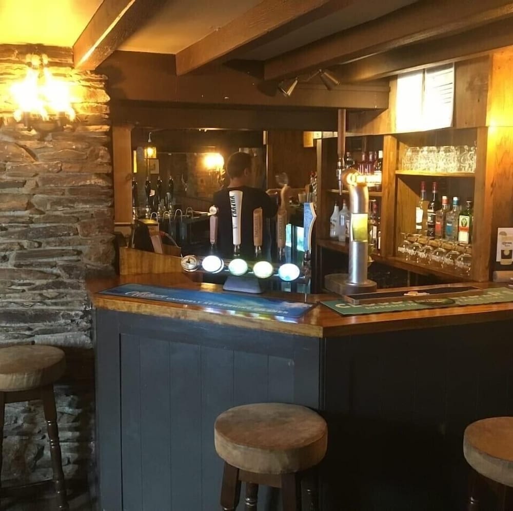 The Dolphin Inn